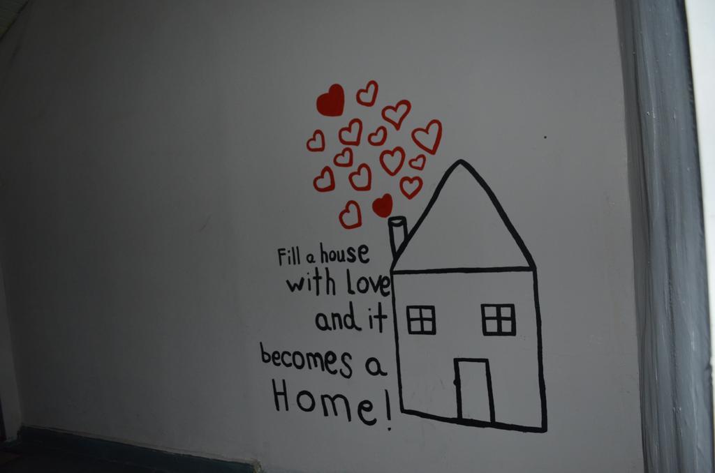 Happy Home Sololaki Tbilisi Esterno foto